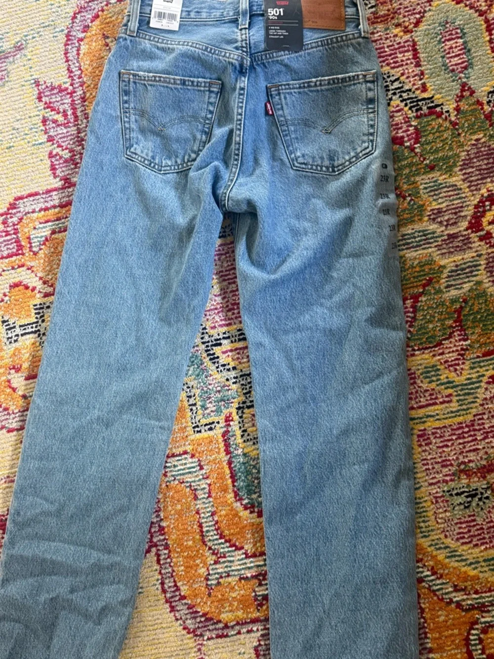 Levi’s 501 90s straight Jean “in love with you” size 23 - Picture 3 of 5